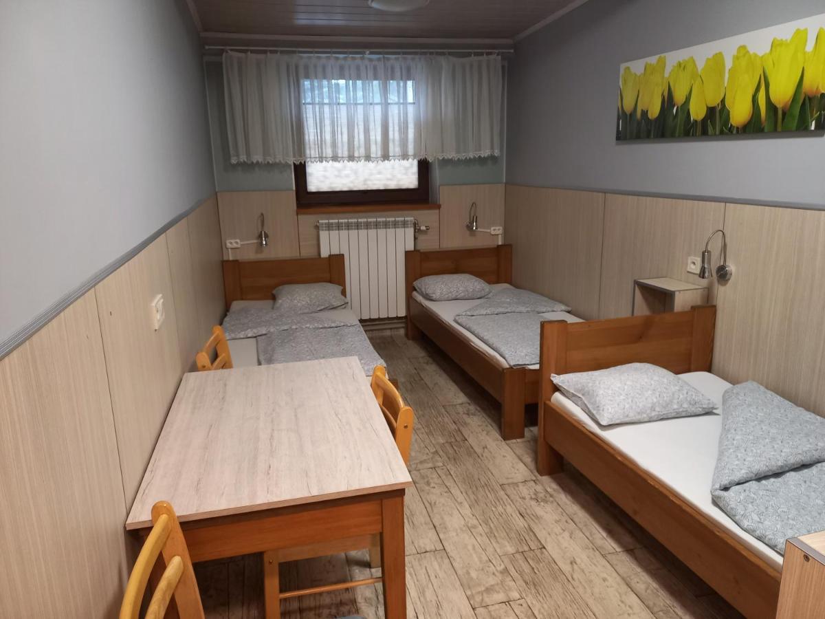 Pokoje Goscinne Jaga Kielce Exterior foto