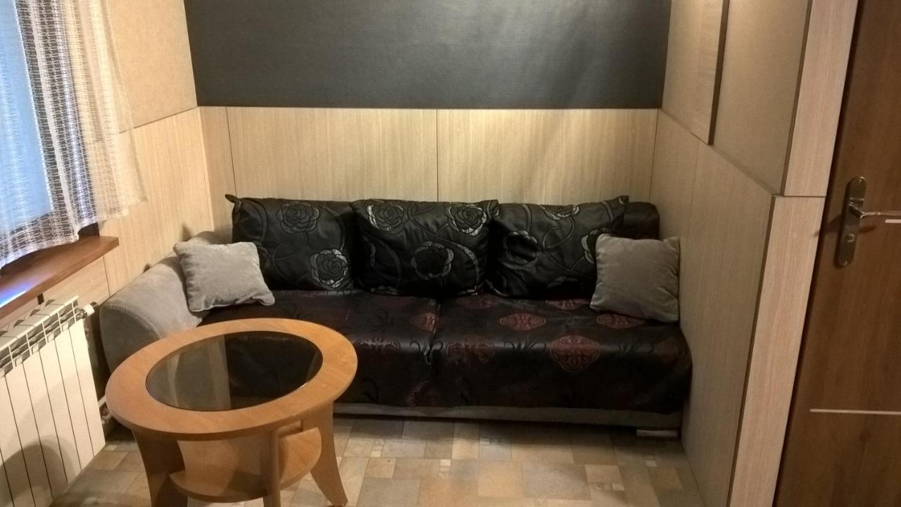 Pokoje Goscinne Jaga Kielce Exterior foto