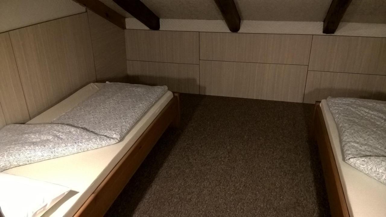Pokoje Goscinne Jaga Kielce Exterior foto